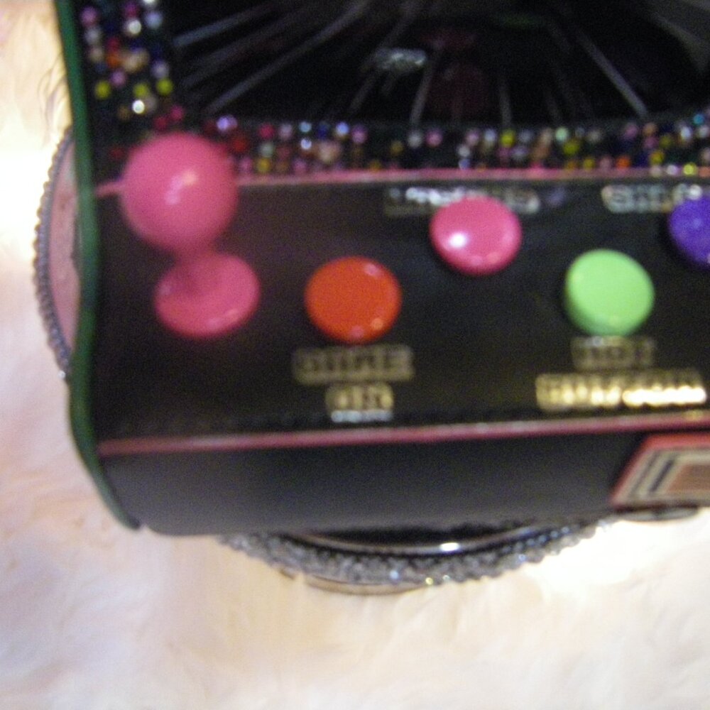 Betsey Johnson Kitsch Scored! Crossbody Black Arcade NWT - Picture 10 of 16